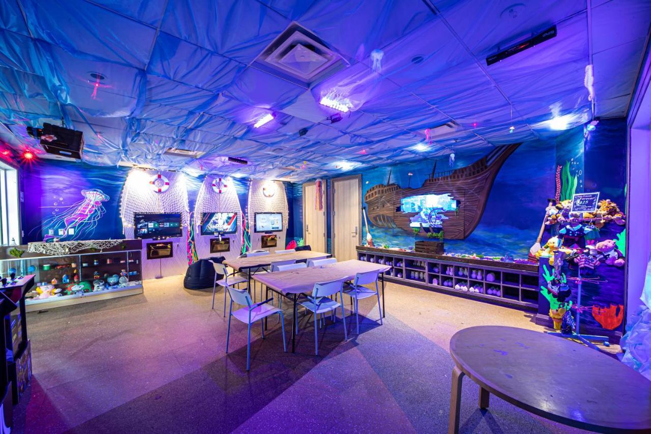 Brilliant Home Near Disney World With Foosball Table By Rentyl - 7707B Orlando Exterior foto